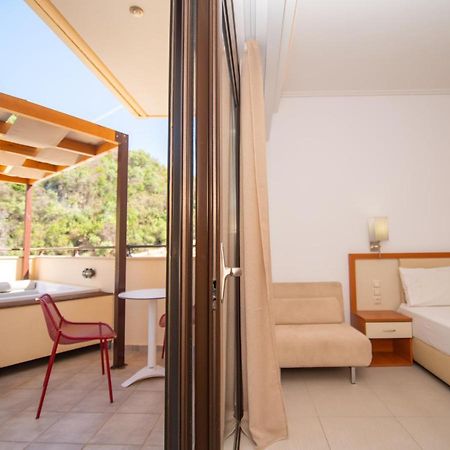 Riviera Perdika Hotel Ngoại thất bức ảnh